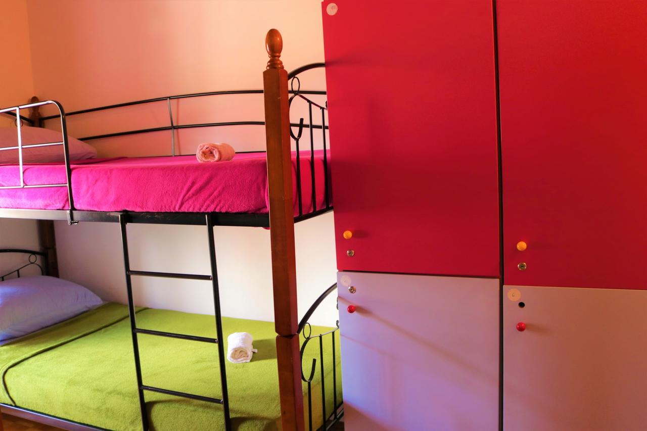 Hostel Alma 2 ポレッチ エクステリア 写真