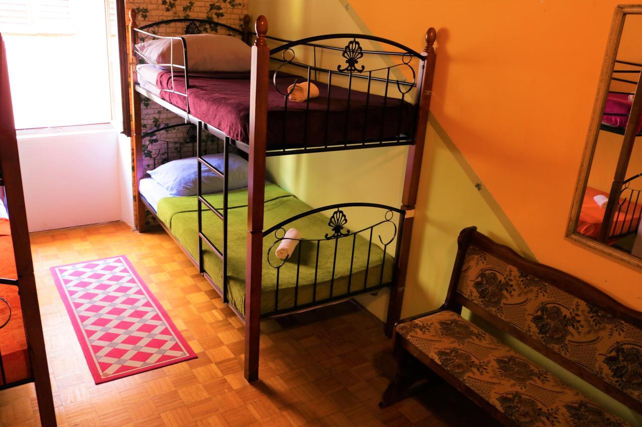 Hostel Alma 2 ポレッチ エクステリア 写真