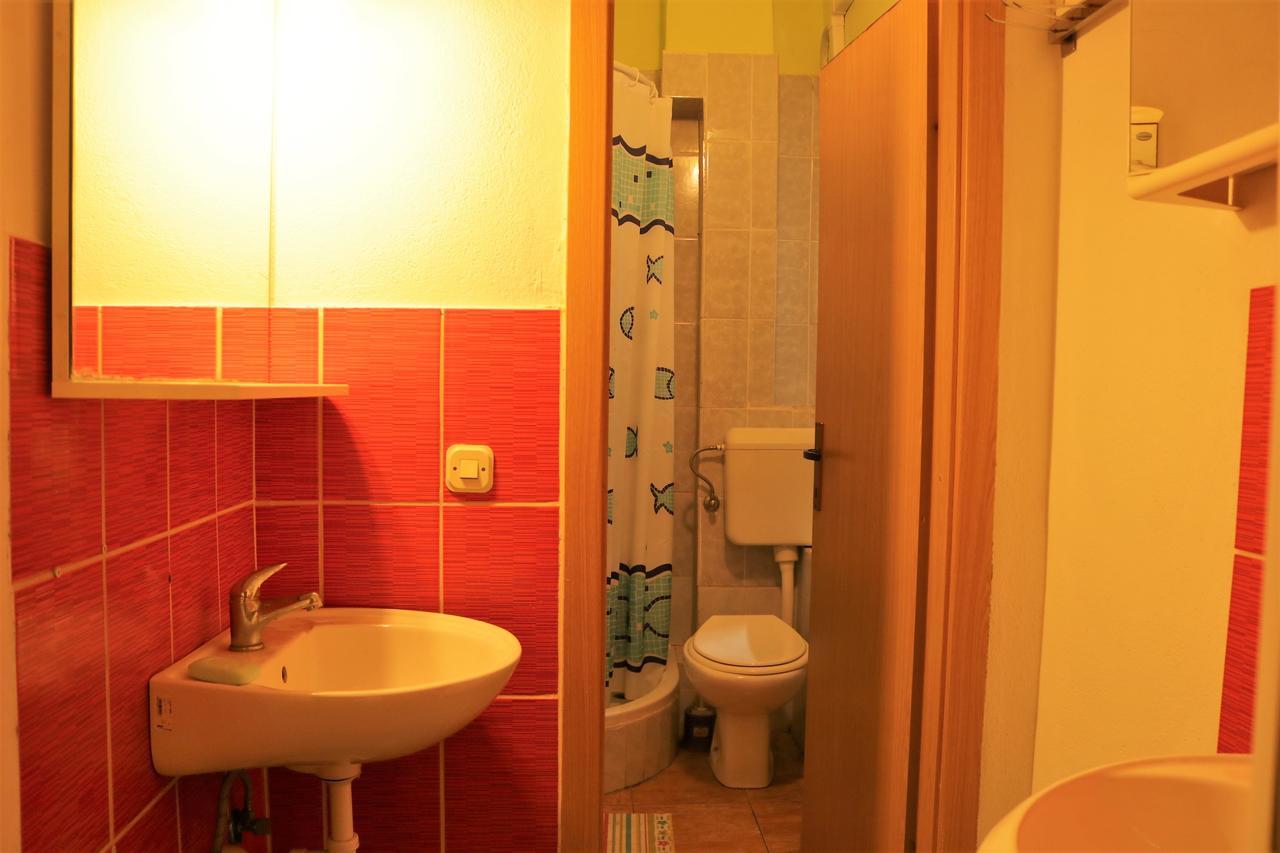 Hostel Alma 2 ポレッチ エクステリア 写真